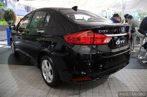 Honda city car price starts at rs. GALLERY: 2014 Honda City spec-by-spec comparison Image 236411