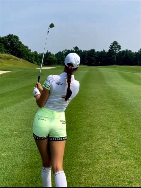 golf attire golf outfit beautiful women lpga golf michelle wie tennis players female golf