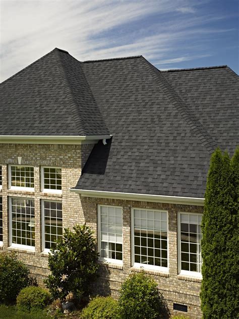 Houses With Moire Black Shingles A Timeless And Stylish Choice Artourney