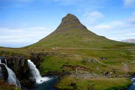 Mt Kirkjufell The Most Magical Mountain In Iceland Unlockingkiki