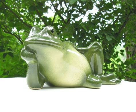Ceramic Frog Planter From Etsy Frog Ceramic Frogs Cute Frogs