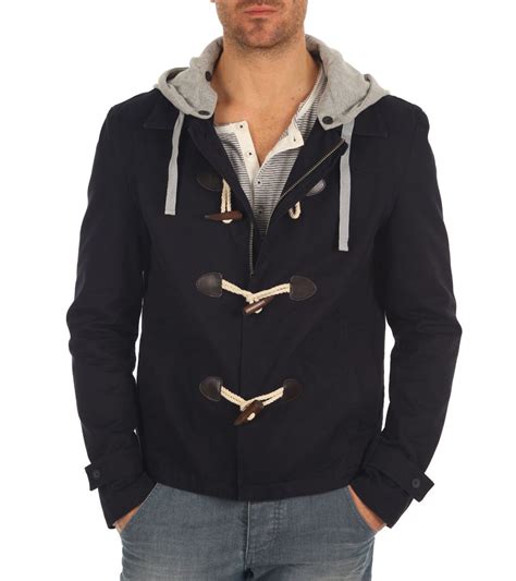 Indispensable dans tout dressing masculin, le blouson homme se décline de toutes les façons et dans tous les styles. Blouson Homme à capuche et brandebourgs - DEVRED | Blouson ...