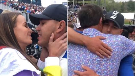 Garth brooks' current wife (his second) is fellow country singer trisha yearwood. Brooks Koepka celebrates with girlfriend, family after PGA ...