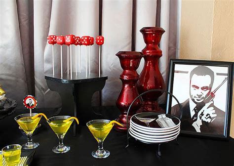 Planning a james bond party? 35 Birthday Table Decorations Ideas for Adults | Table ...