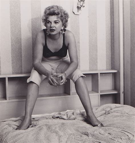 Barbara Nichols C 1957 Flashbak