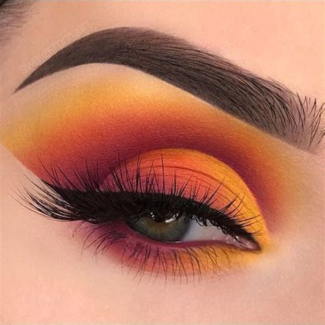 5 High Fashion Eye Makeup Looks We Dare You To Try In May Ry