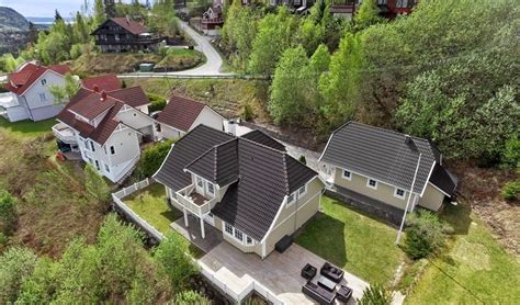 Ari behn and per heimly. Ari Behn har kjøpt millionvilla i Lommedalen - Botrend