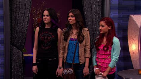 Watch Victorious Season Episode Three Girls And A Moose Full