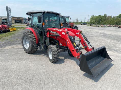 Massey Ferguson 2860m Premium Compact Cab Tractor