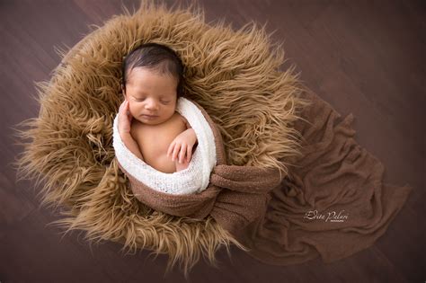 Newborn Baby Photo Shoot In Pune Edita Photography
