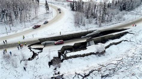 Hier haben wir einige spektakuläre fakten rund um erdbeben januar, sondern bei einem nachbeben verschüttet worden. US-Bundesstaat: Verletzte bei Erdbeben in Alaska ...