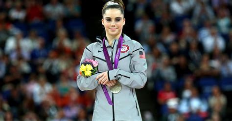 Gymnast Mckayla Maroney Says Settlement Covered Up Sex Abuse Cbs Miami