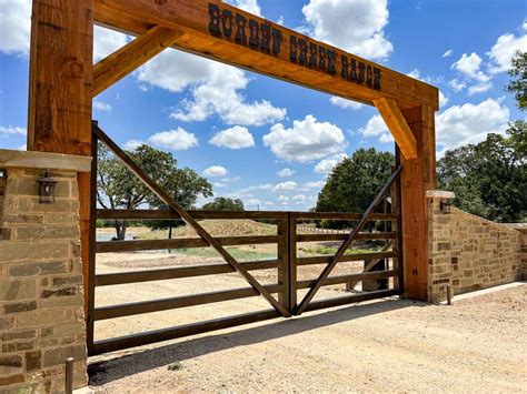 Ranch Gates And Entrances Metal Ranch Gates Tx Ranch Resources