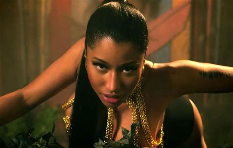 Nicki Minaj Anaconda Singer Releases Predictably Nsfw Video News