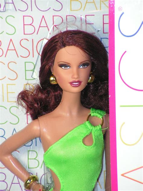 Royaltygirl 2011 Barbie Basics Collection 003 Model No 02 W3331
