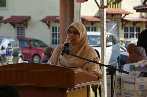 Yb vivian wong perbahasan ruu perbekalan 2021 kpkt peringkat j kuasa. Dr Shafie Abu Bakar: YB Rodziah Ismail Rasmikan Program ...