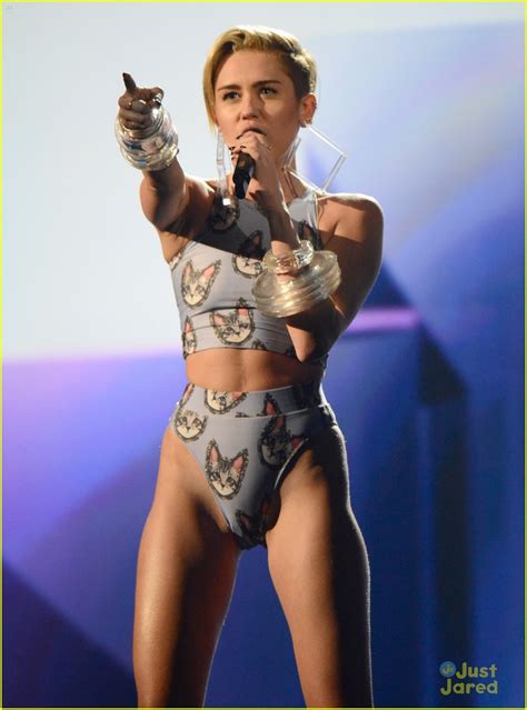 Miley Cyrus Wrecking Ball At Amas Watch Now Photo Photo Gallery Just