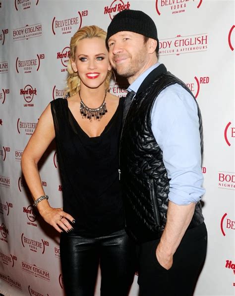 Jenny Mccarthy And Donnie Wahlberg Engaged