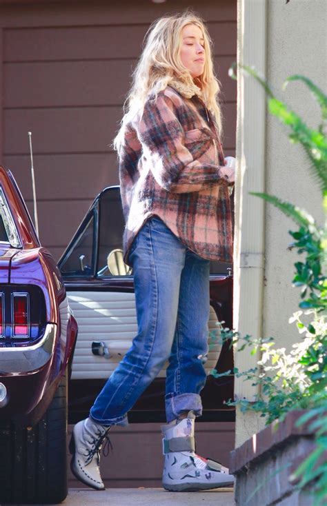Amber Heard Arrives At Her Home In Los Angeles 01102020 Hawtcelebs
