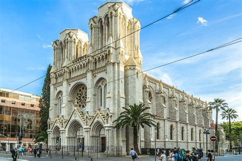 Ihren bekanntheitsgrad verdankt notre dame nicht zuletzt dem historischen roman „der glöckner von notre dame des französischen schriftstellers victor hugo aus dem jahre 1831. Basilika Notre Dame de Nice in Nizza, Frankreich | Franks ...