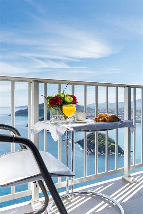 Maybe you would like to learn more about one of these? HOTEL MERCURE SAN SEBASTIÁN MONTE IGUELDO San Sebastian ...