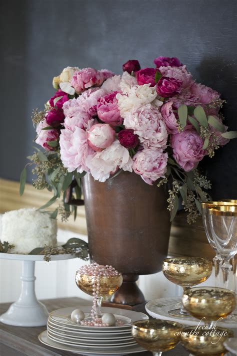 On the weekends we have call ahead seating. Simple Elegance~ New Years Eve Drink & Treat Station ...