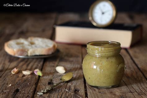 Maybe you would like to learn more about one of these? Crema spalmabile al pistacchio - Elvira Dolci e Cucina