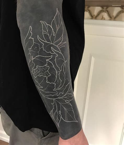 First Session Of White On This Blackworksleeve Tatouage Encre