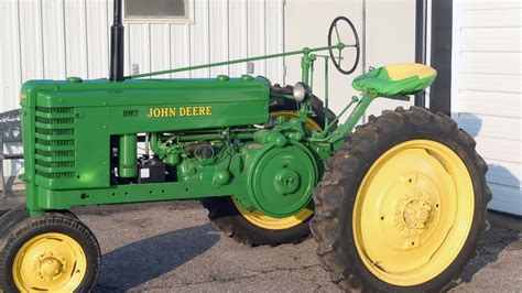 1945 John Deere H At Gone Farmin Tractor Spring Classic 2016 As F118