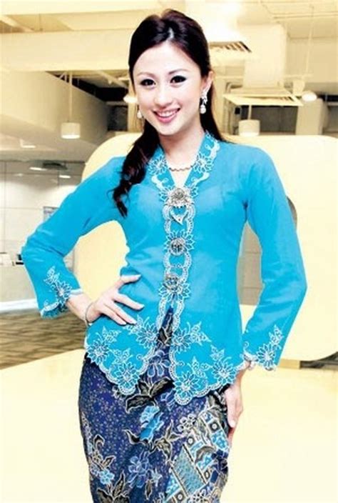 Kebaya Encim Modern Terkini  IdeModelBusana.com