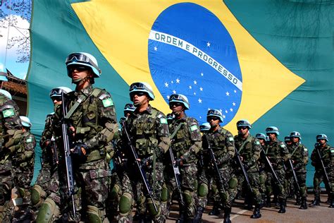 As Transformações Do Exército Brasileiro E As Tensões Entre A