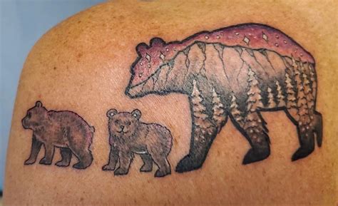 Mama Bear With Cubs Tattoo By Josh Gatten Cubs Tattoo Momma Bear