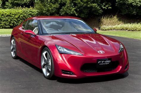 Mobil ini memiliki dual srs airbags di bagian dashboard sekaligus fitur isofix yang cocok untuk kursi bayi dan balita. 2009 Toyota FT-86 Concept Wallpaper |Gambar Wallpaper Mobil Sport