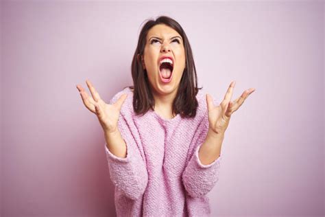 Moms Are Turning To Scream Sessions And Rage Lines Why Psychologists Say Venting May Be