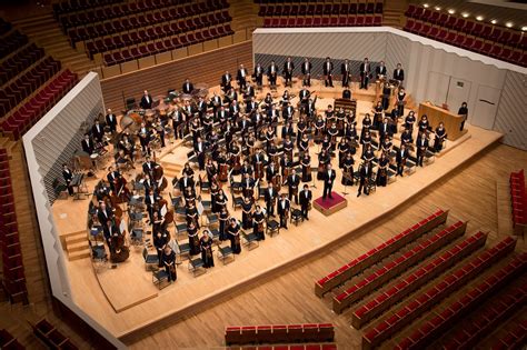 日本を代表するオーケストラとの共同企画 ～コンサートホールでオーケストラをもっと楽しむ～ オーケストラ・コンサート＆バックステージ・ツアーのご