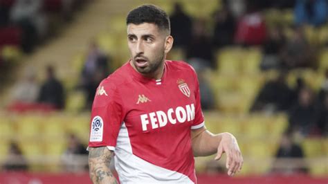 Guillermo maripán prefers to play with right foot. Guillermo Maripán - Perfil del jugador 20/21 | Transfermarkt