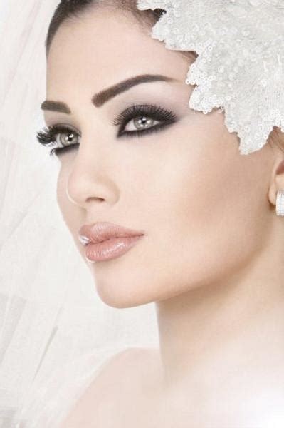 Bold Beautiful Yet Elegant Bridal Makeup