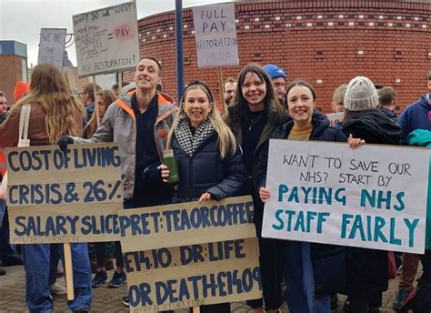 Junior Doctors Stage First Day Of 72 Hour Strike Action Across England