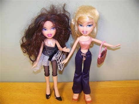 bratz dolls 2001 mga lot of 2 with great outfits and purses ebay