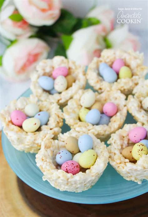 All you need is egg, milk, sugar, and a microwave! Rice Krispie Nests: a quick and easy no-bake Easter treat!