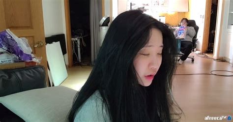 와꾸대장 봉준 뒷방 마무리 □아프리카tv: (봉준vs보미)직관러 feat.빙첸 - 아프리카TV - 에펨코리아