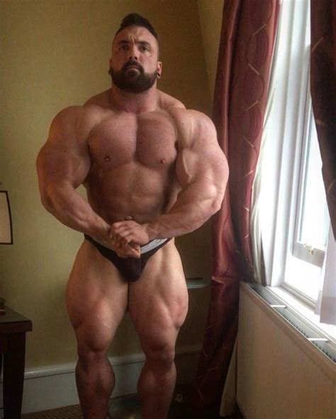 Muscle Bull Slave