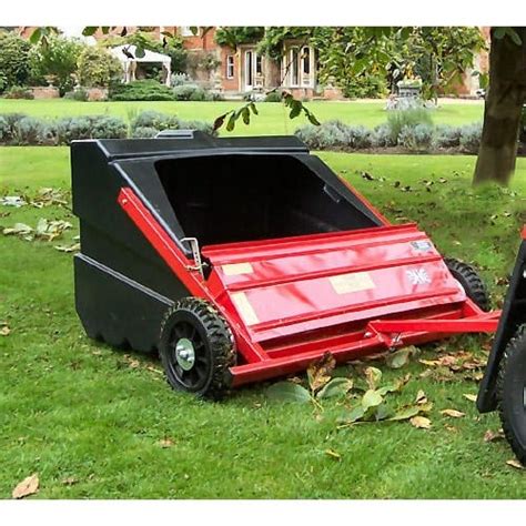 Top 4 Best Tow Behind Lawn And Leaf Sweepers And Reviews