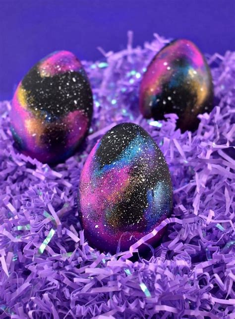 These Galaxy Easter Eggs Are Easy To Make And Look Out Of This World