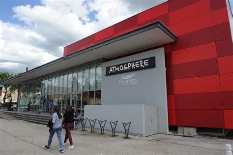 Découvrez les rues désertiques d'oyonnax durant ce confinement.prenez soin de vous et de vos proches. Cinéma Cinéma Atmosphère à Oyonnax (01100 ) - Achat ticket ...