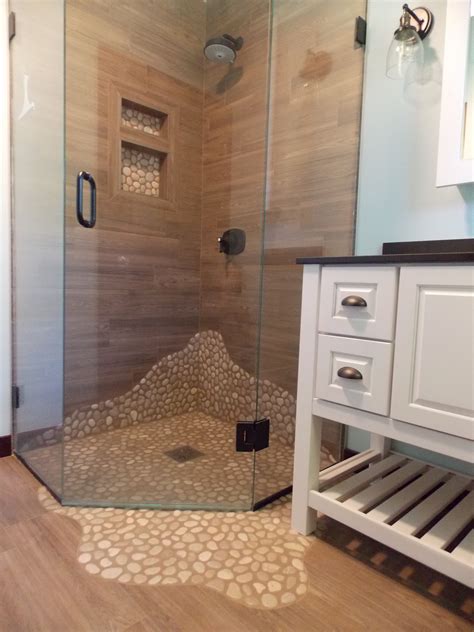 Shower Designed By Jenna Sloped Shower Floor Allows For Seamless