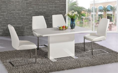 And less time searching for dining tables and chairs means more time for sharing. White high gloss dining room table and 4 chairs - Homegenies