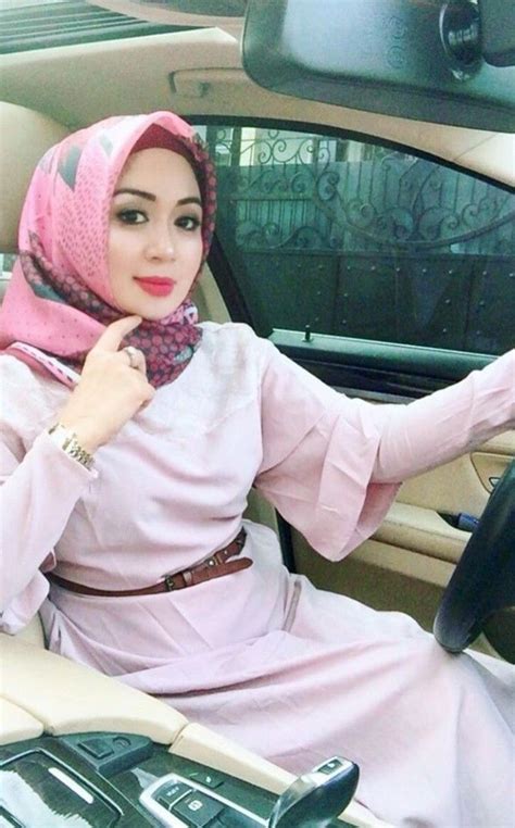 Pin Oleh Is Roi Di Hijab Gaya Hijab Jilbab Cantik Gaya