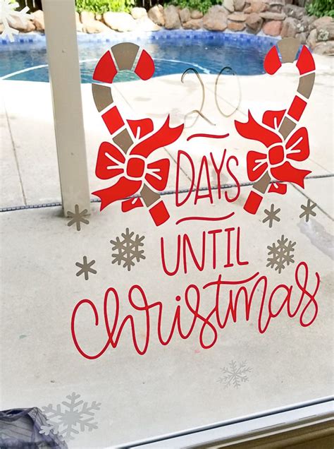 See more ideas about old windows, window crafts, window projects. Window Clings Cricut: Easy Christmas Countdown Window ...