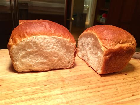 I have never thought of one day i could write a long post base on my homemade bread because firstly i am not good in baking or handing anything with yeast especially bread. My Tangzhong Bread. So delicious. Definitely recommend ...